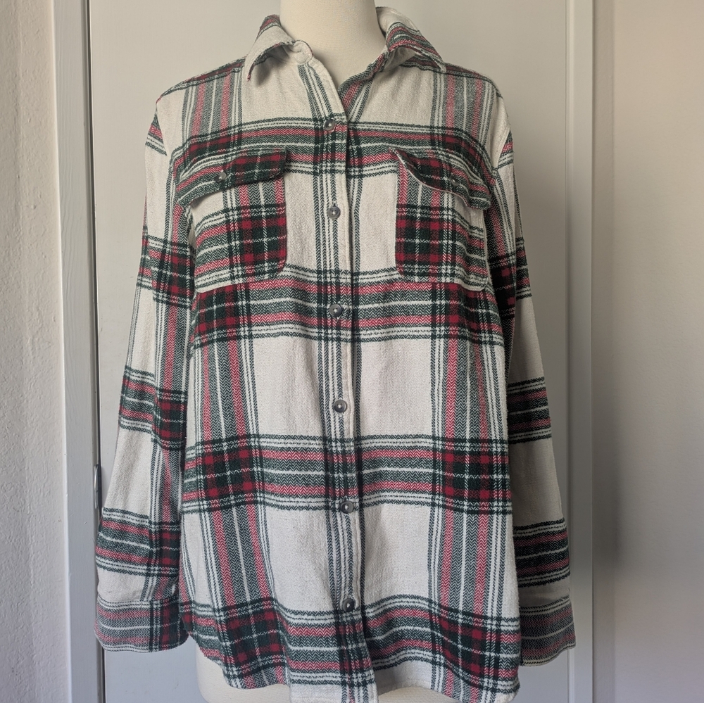 Red and Green Plaid Shirt Women's Size Medium